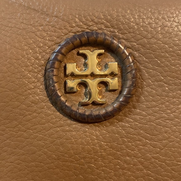 Tory Burch, tan wallet - Picture 4 of 6